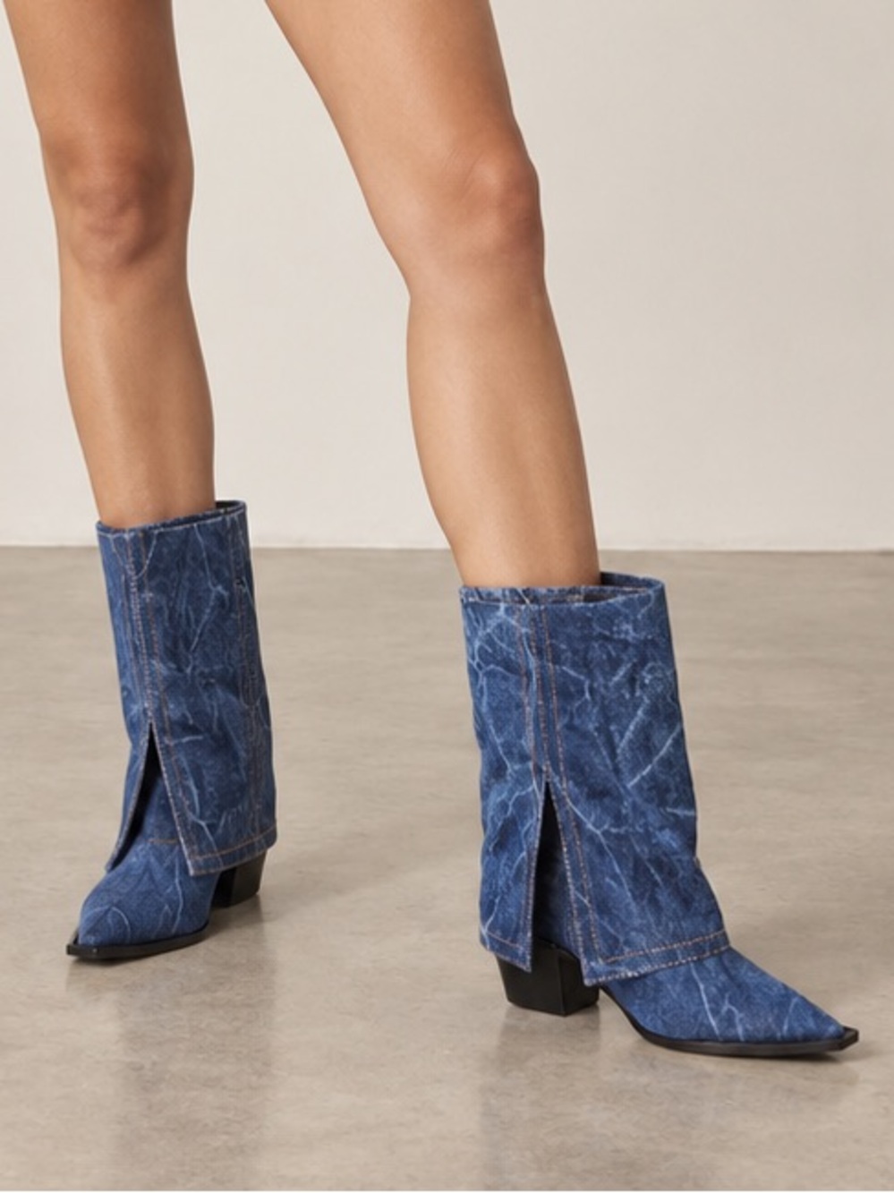 Brand new Vicenza Denim Boots. Size 39